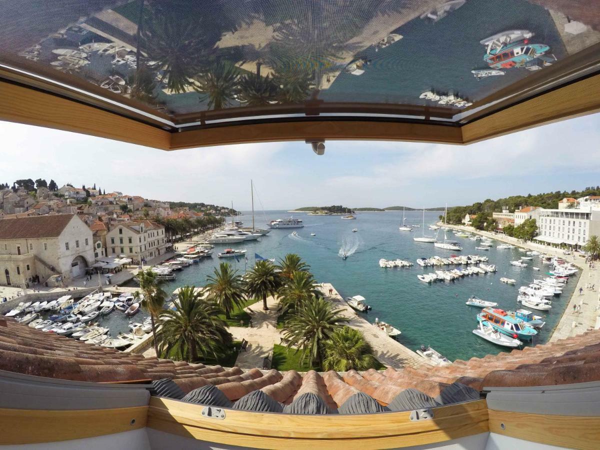 Hvar Attic Modern Design - Town Center With A Great View Hvar Town Luaran gambar